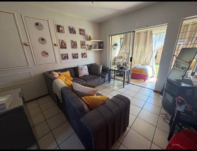 2 BEDROOM TOWNHOUSE FOR SALE IN PARKRAND